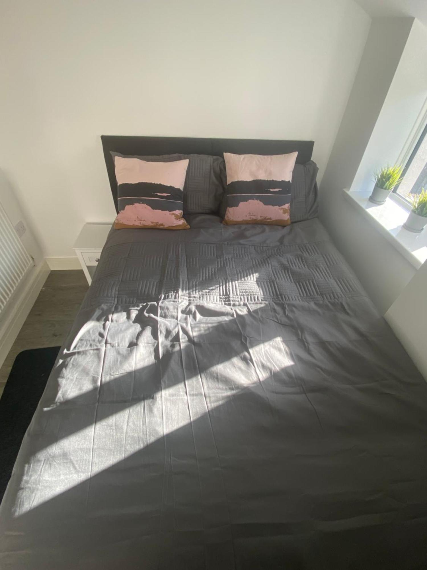Rhondda Valleys With Breathtaking Riverside Views * Llwynypia